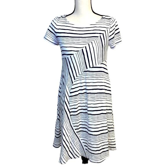 Maeve Anthropologie Navy and Cream Striped Knit Swing Dress Size XS - Picture 1 of 11